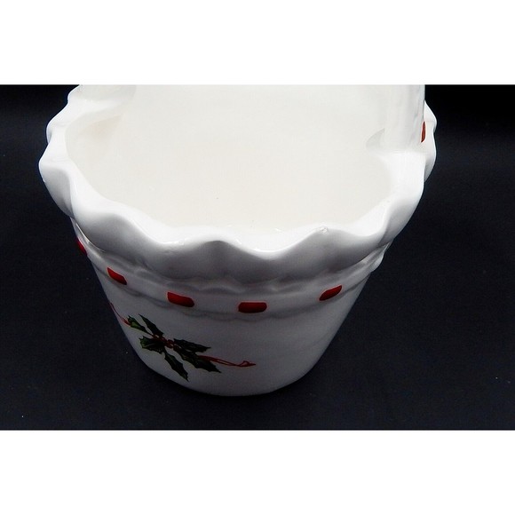 Lefton Christmas Holiday Holly Berry Handled Basket Hand-Painted White Red Bow - Picture 11 of 12
